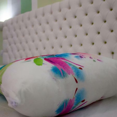 B&B L'Arcobaleno พูลา ภายนอก รูปภาพ